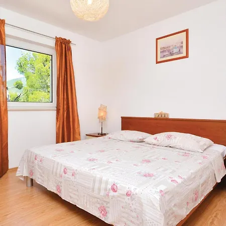 Gorgeous In Rudine With Wifi Rudine (Kastela)