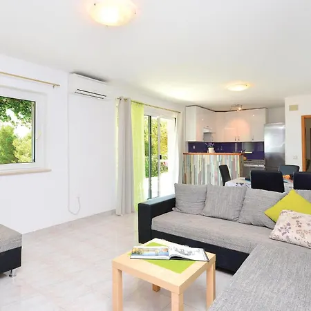 Holiday home Gorgeous In Rudine With Wifi